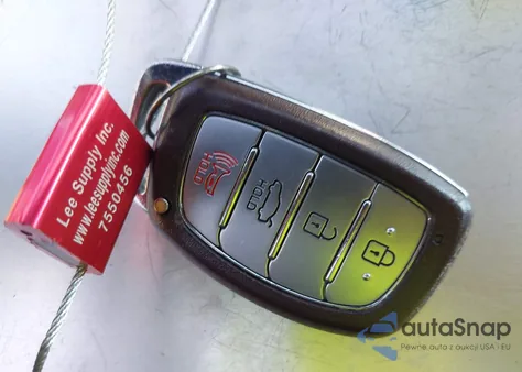 2017 Hyundai Elantra Value Edition из США, поврежденный, VIN 5NPD84LF7HH164491